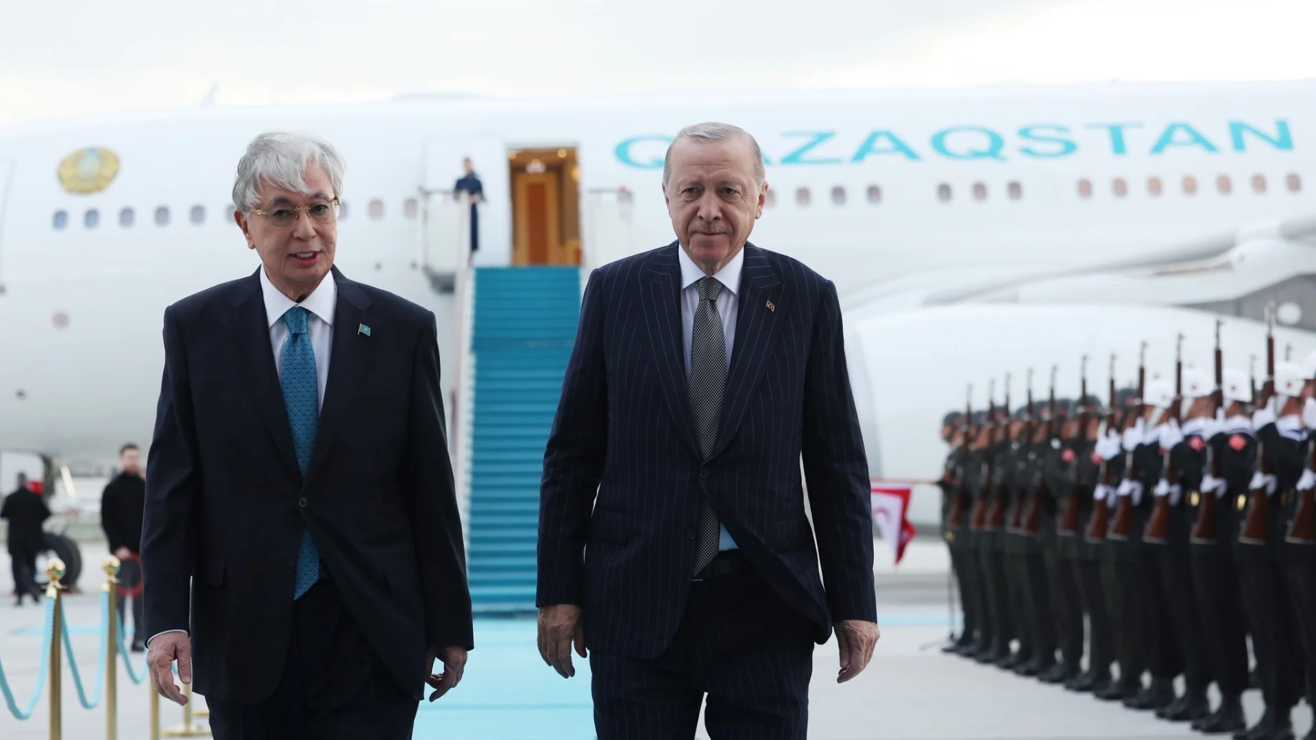 Kazakistan Cumhurbaşkanı Tokayev Ankara'da Resmi Törenle Karşılandı