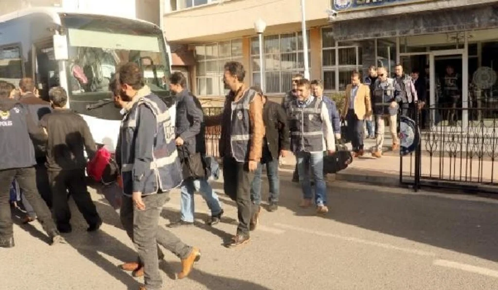 Samsun´da 12 Şüpheli  FETÖ´den tutuklandı