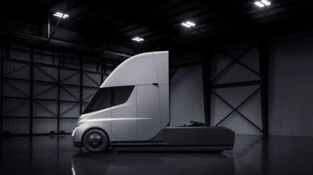 Tesla'nın Elektrikli Kamyonları için En Büyük Siparişi O Dev Şirket Verdi