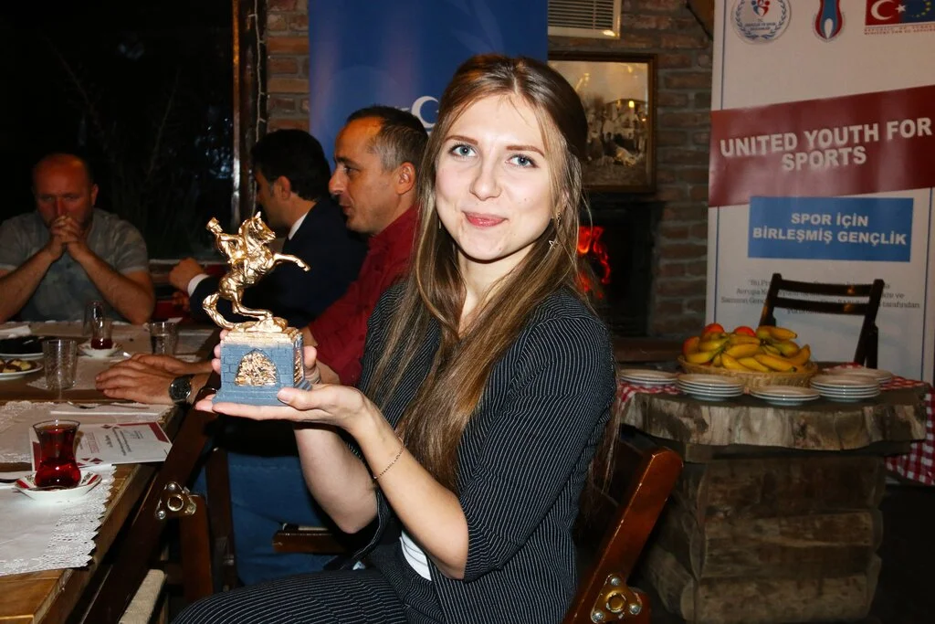 ‘Spor için Birleşmiş Gençlik’ Albina Stepantseva’ya Veda Etti