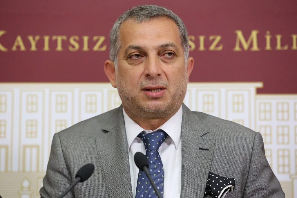 Külünk, KHK'ları Eleştiren Gül ve Arınç'a Sert Sözlerle Yüklendi