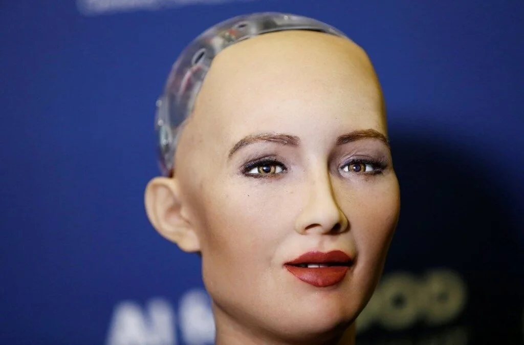 Dünyanın İlk Vatandaş Robotu Sophia, Kadın Hakları Savunucusu Oldu