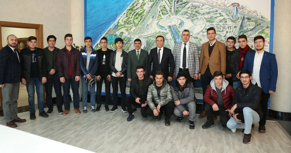 Başkan Genç: "Aktör olmak için bilgi üretmeliyiz"