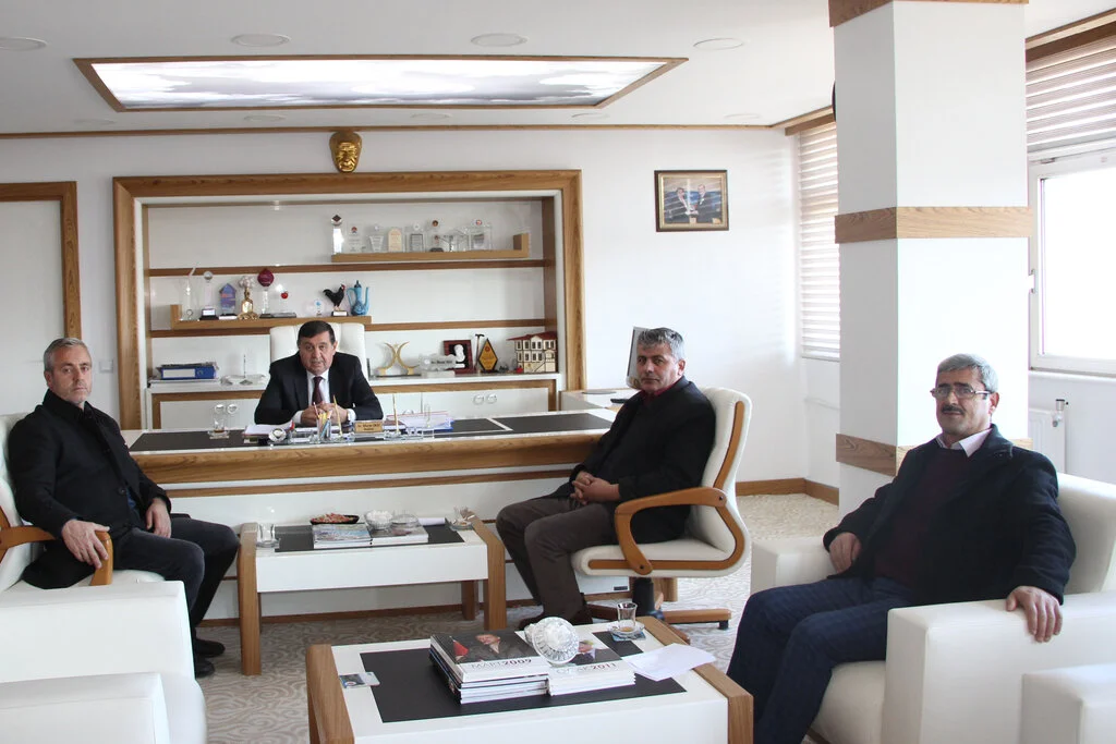 Havza Muhtarlar Derneği Başkanı Murat İkiz’i Ziyaret Etti