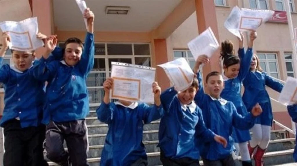 Okullar Ne Zaman Kapanacak?