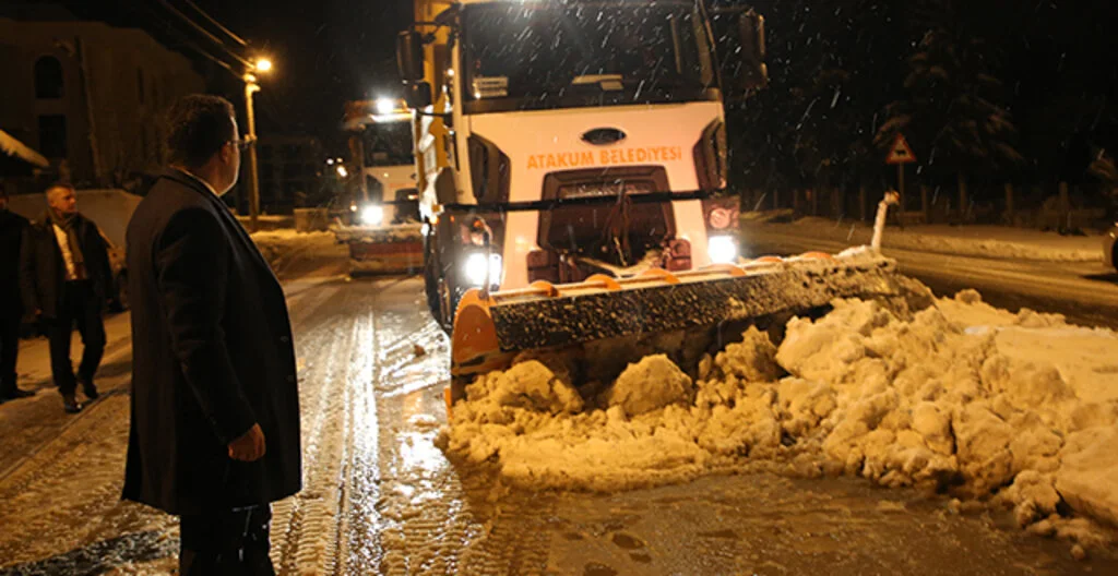 Atakum’da 24 Saat Kar Mesaisi