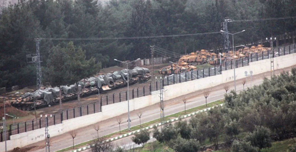 Suriye Sınırına Tank Sevkiyatı