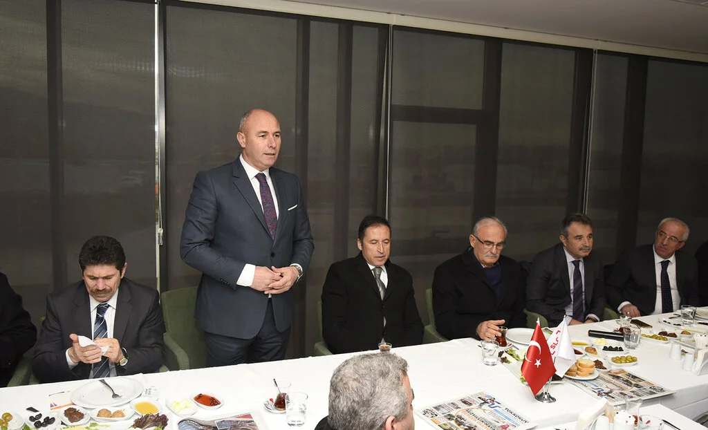 Tekkeköy Protokolüne ve Muhtarlara Lojistik Merkez Tanıtıldı