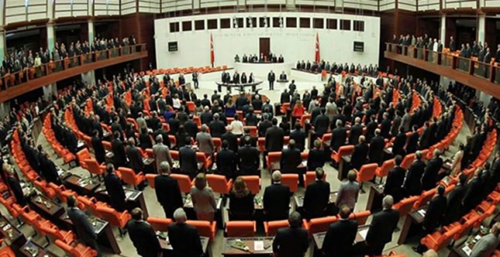 Yeni Torba Yasa Meclis'e Sevk Edildi