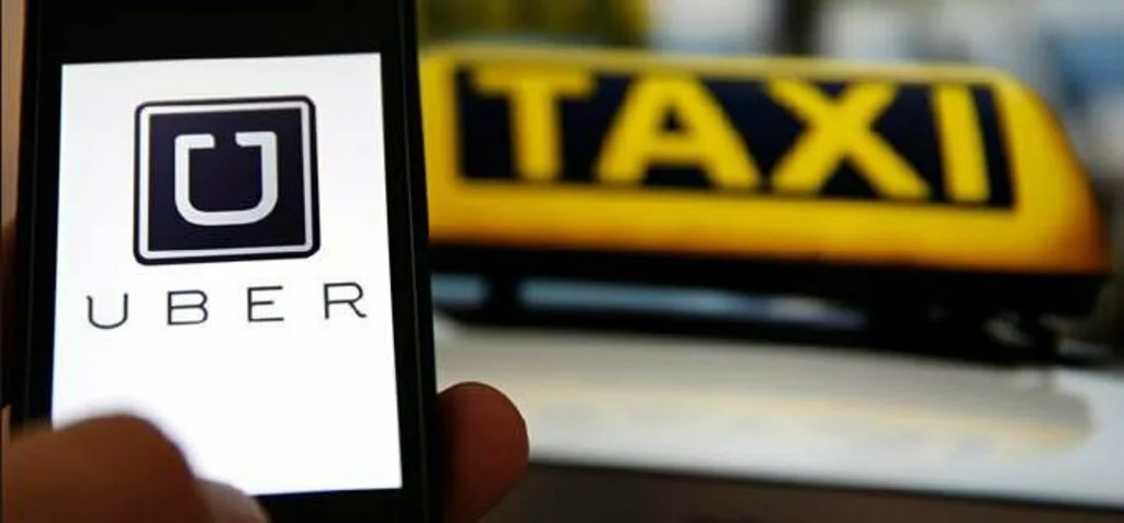 İstanbul'da taksiciler ile Uber şoförleri arasındaki gerginlik devam ediyor.