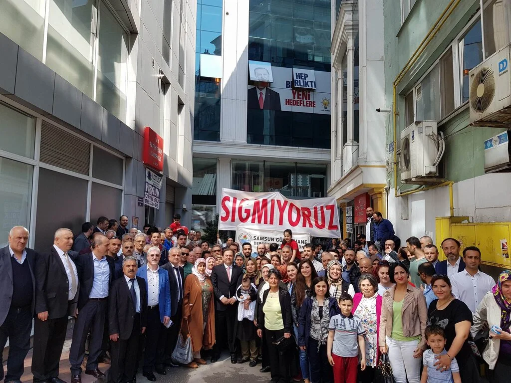SEVEN  COŞKUSU SALONLARA SIĞMADI !