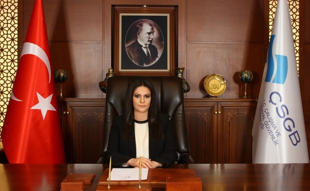 SARIEROĞLU: “KANSER HASTALARIMIZIN TEDAVİLERİNİ ÜCRETSİZ HALE GETİRDİK”