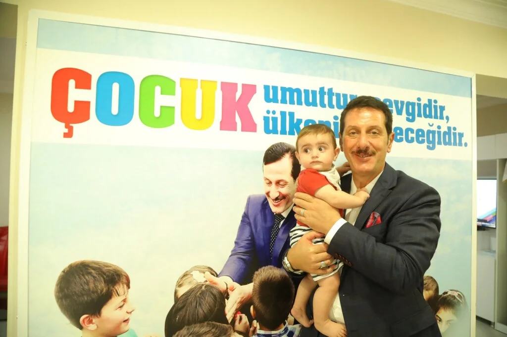 İLKADIM’DA BAYRAM SEVİNCİ BAŞLADI