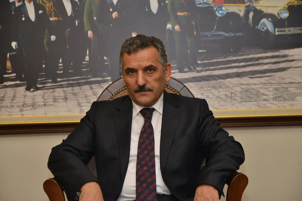 VALİ OSMAN KAYMAK GEZETECİLER GÜGÜNÜ KUTLADI