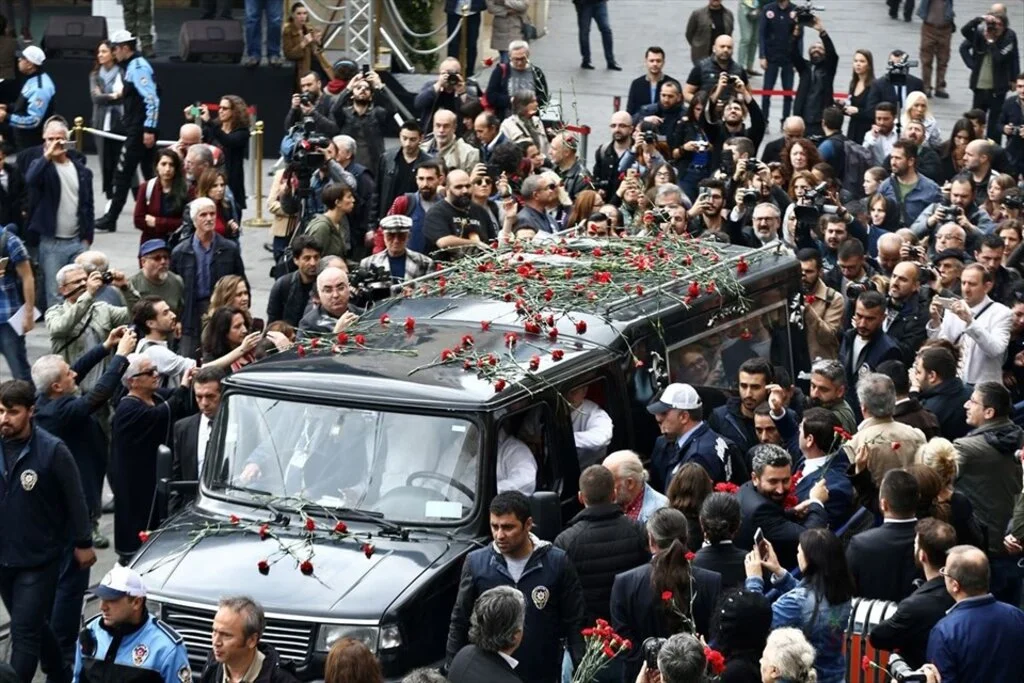 Ara Güler son yolculuğuna uğurlandı