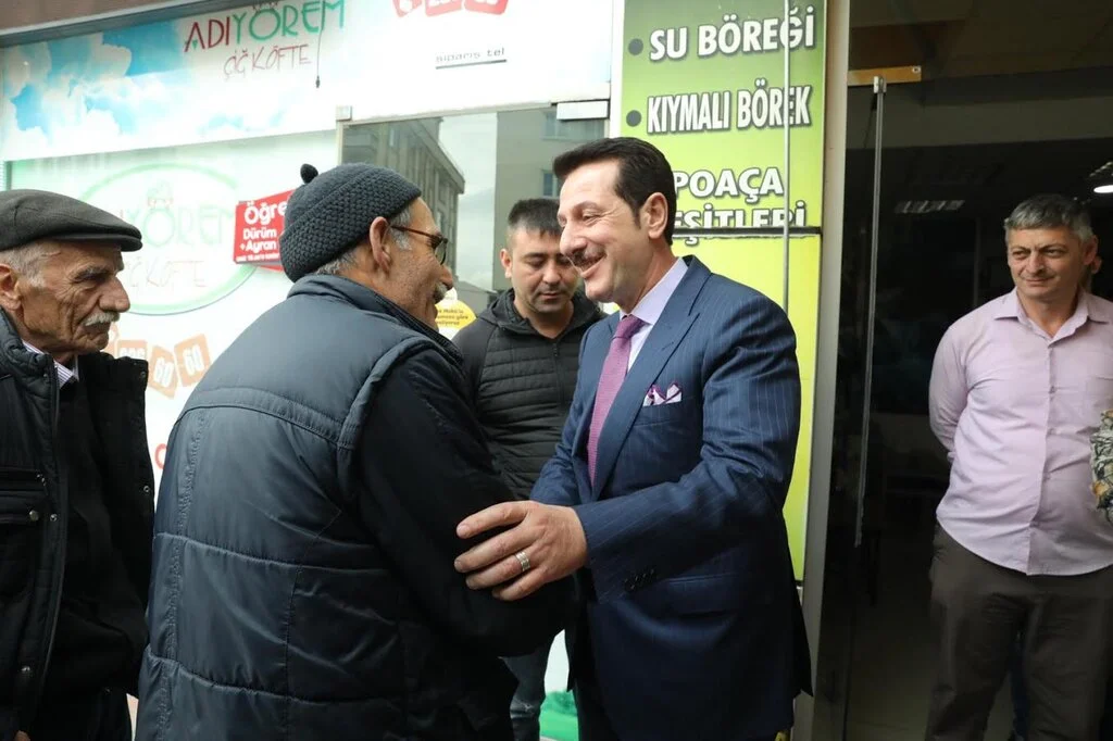 TOK, HALKI HİZMETİN MERKEZİNE ALIYOR