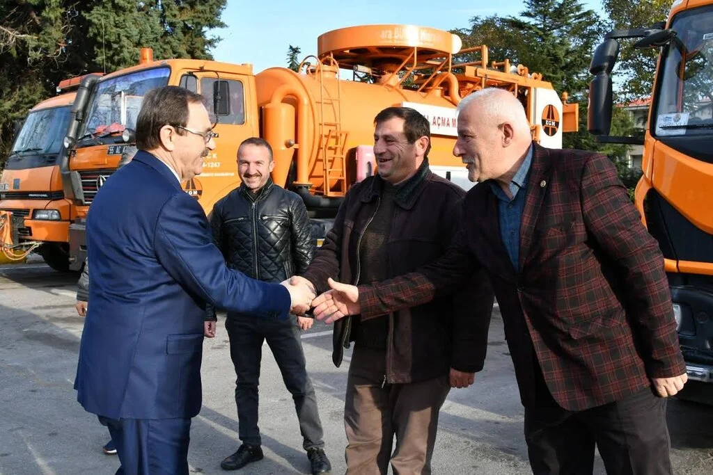 Başkan Zihni Şahin, Karayolları işçileriyle buluştu