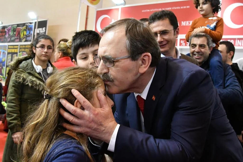 Başkan Zihni Şahin, birbirinden önemli projelerini açıkladı