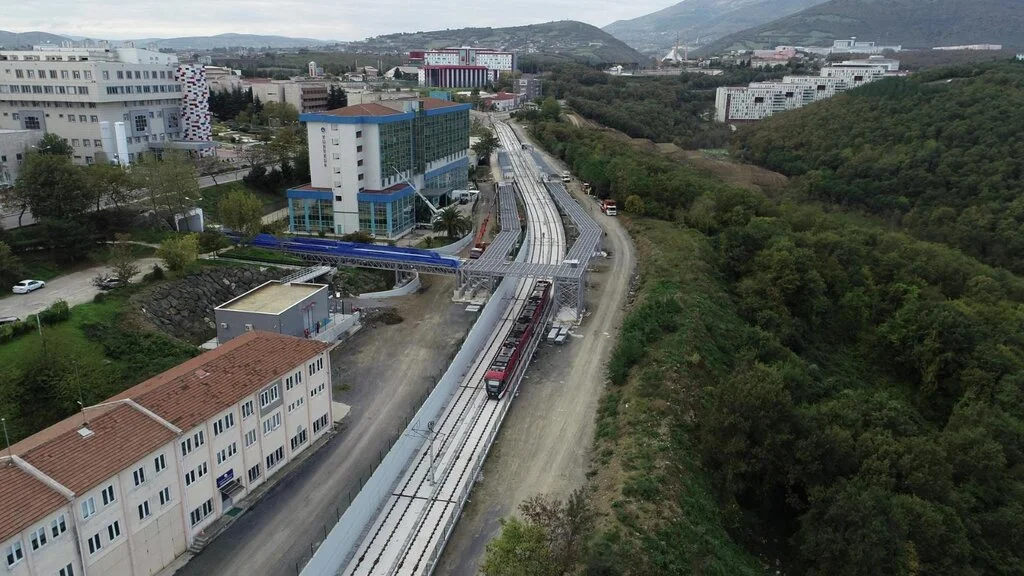 Başkan Zihni Şahin, OMÜ'ye Raylı Sistem projesinde sona gelindiğini açıkladı