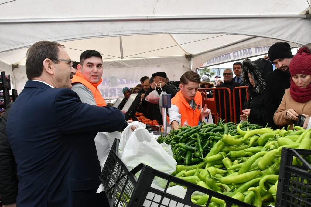 Başkan Zihni Şahin, Tanzim Satış Noktası'nda