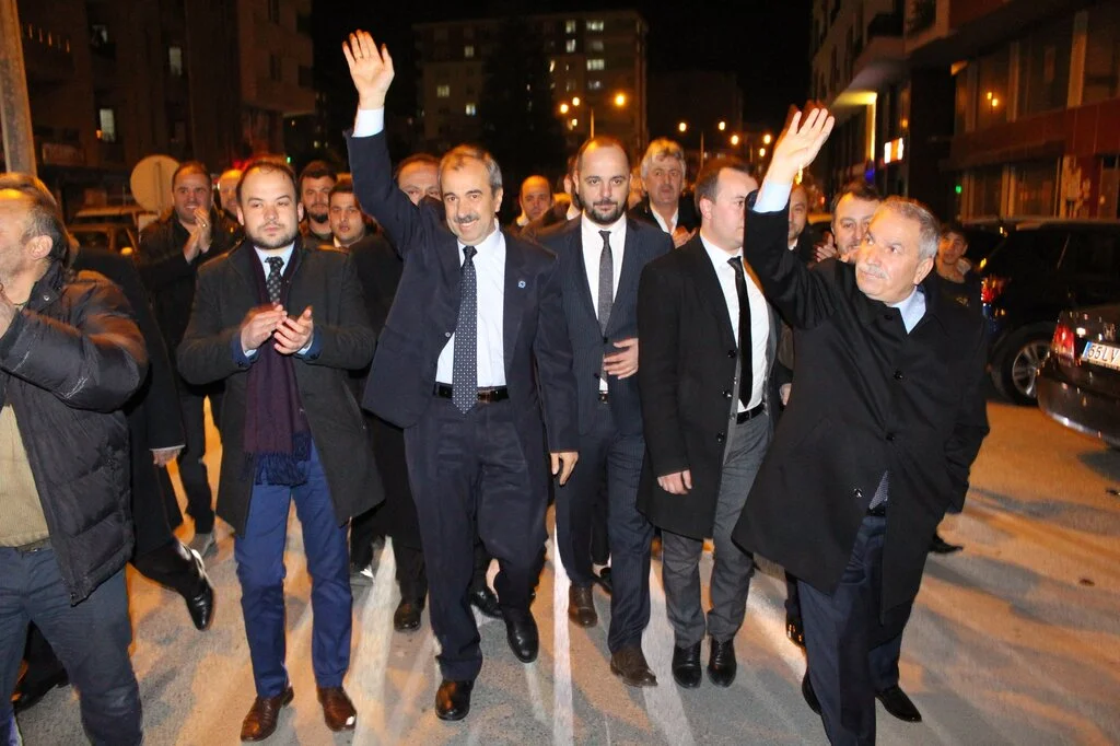 TEKİN; Raylı Sistemi yeraltına alıp, 90 milyonu çöpe atmayacağım!