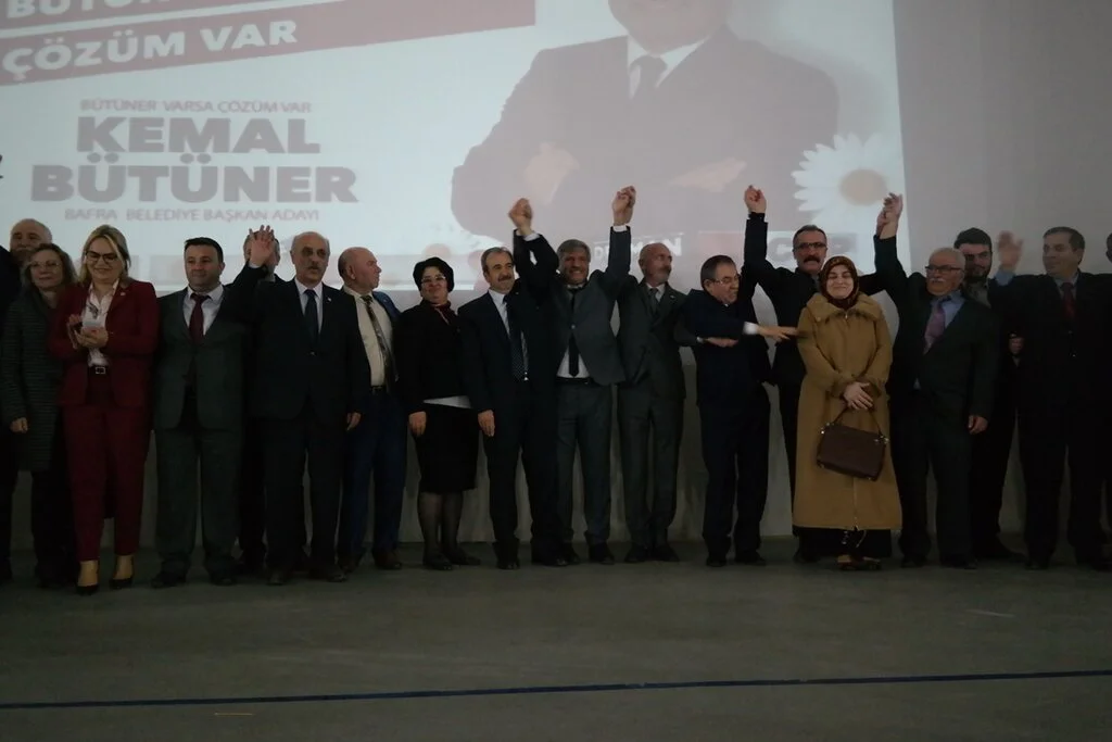 Tekin,Bafra'da CHP Aday Tanıtım Toplantısına Katıldı