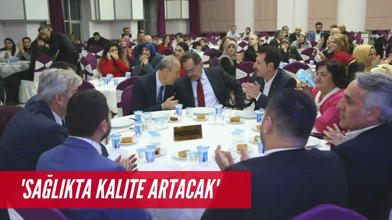 Mustafa Demir, hastane personeli ile buluştu