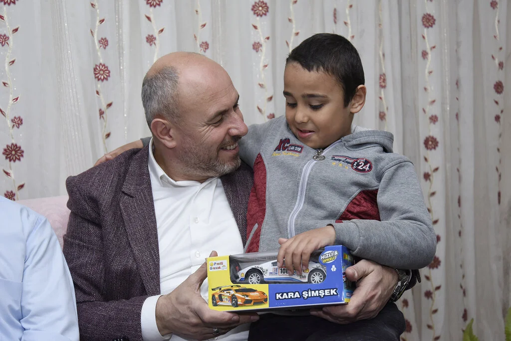 TEKKEKÖY’DE HASAN TOGAR FIRTINASI