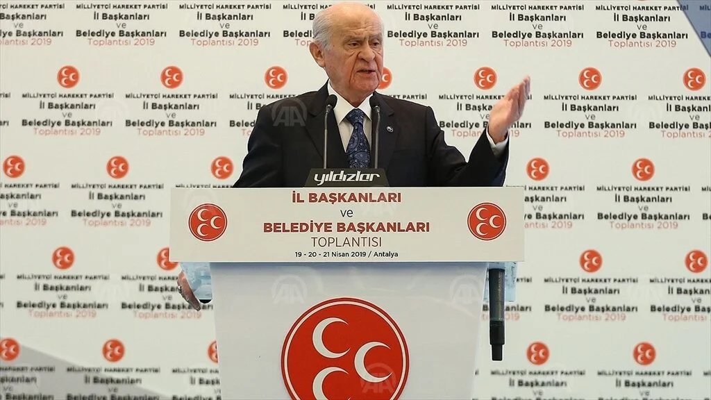 Bahçeli: YSK üyeleri zillete göz yumamaz