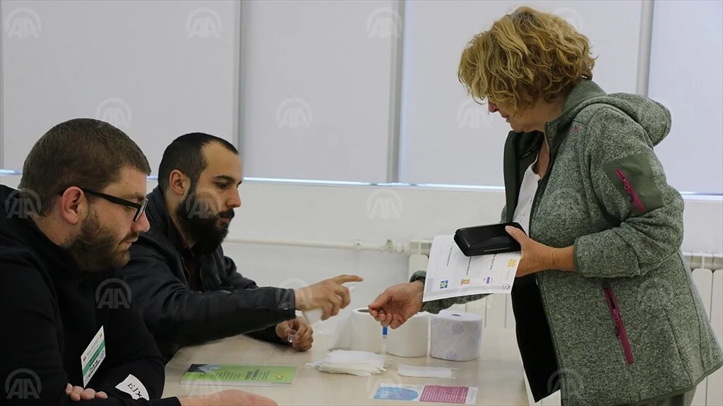 Kuzey Makedonya’da Cumhurbaşkanlığı seçimi ikinci tura kaldı