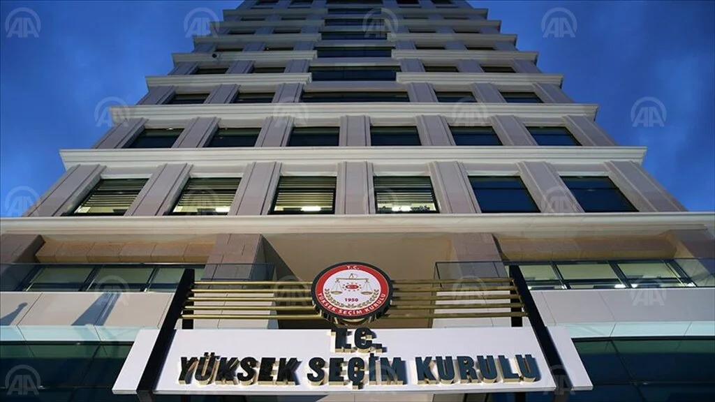 Gözler YSK'ya Çevrildi