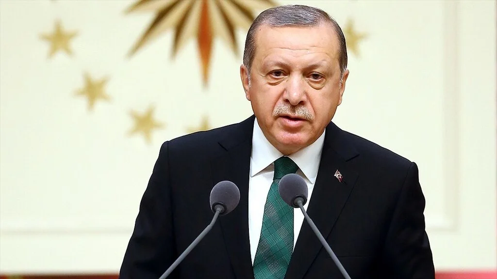 Cumhurbaşkanı Erdoğan TRT ailesine 'geçmiş olsun' dileğinde bulundu