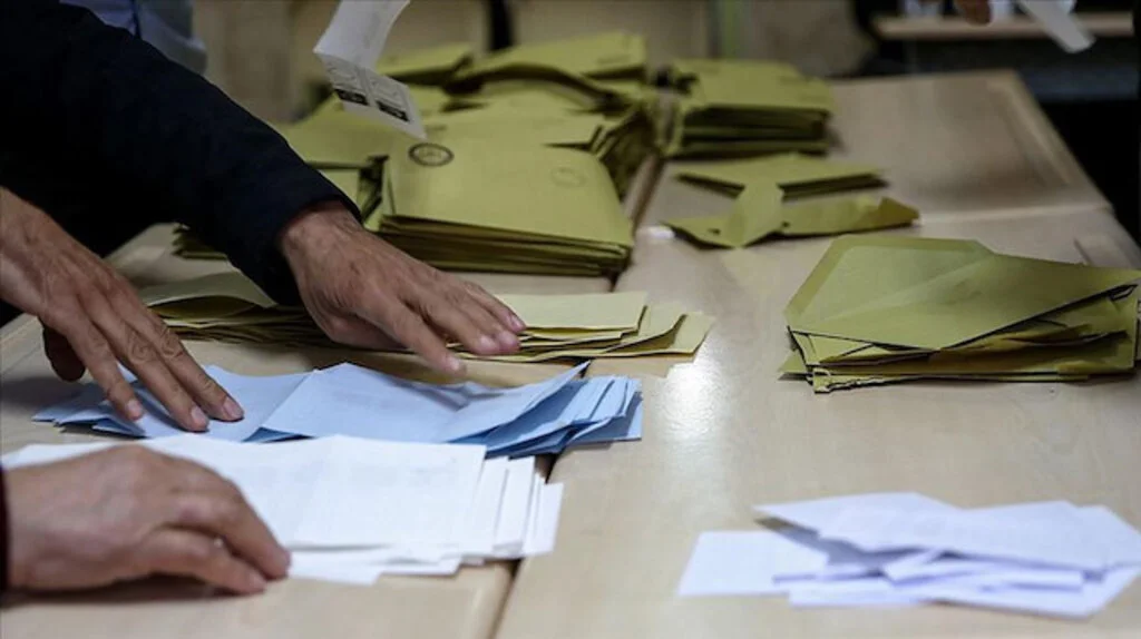 AK Parti Maltepe'deki tutanakların iptali için başvuru Yaptı