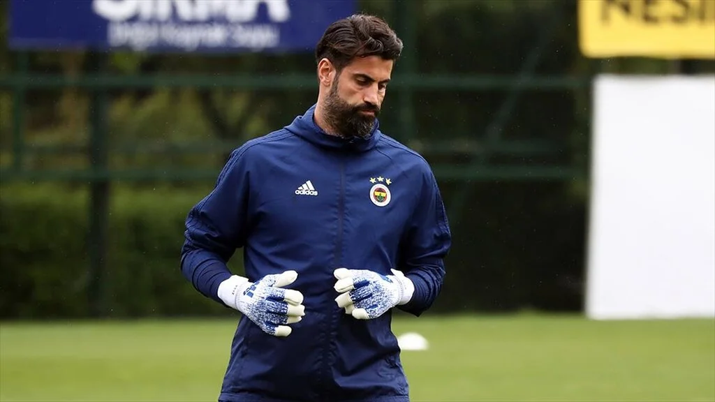 PFDK'den Volkan Demirel'e 3 maç ceza