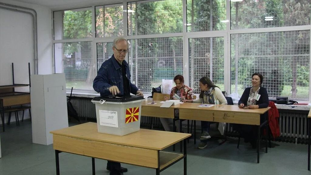 Kuzey Makedonya'da cumhurbaşkanlığı seçimi İçin Sandıklarda