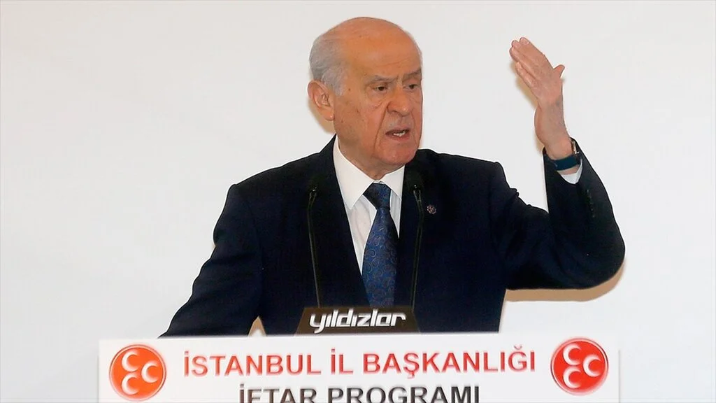 Bahçeli: İstanbul tertemiz vicdanlara emanet edilmelidir