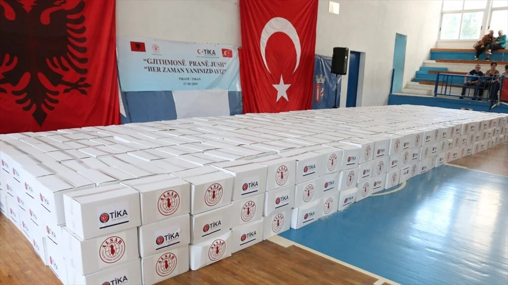 TİKA'dan Arnavutluk'ta ihtiyaç sahiplerine ramazan yardımı
