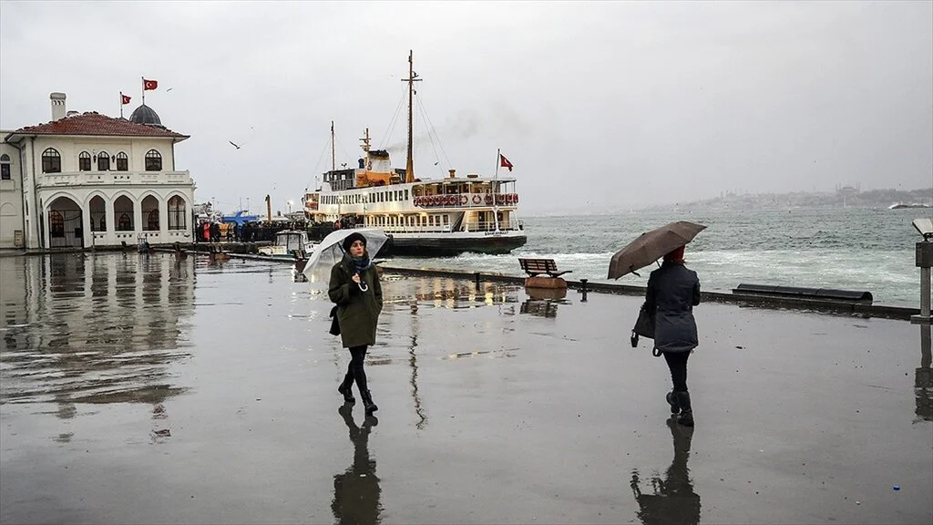 Marmara'da aralıklı sağanak bekleniyor