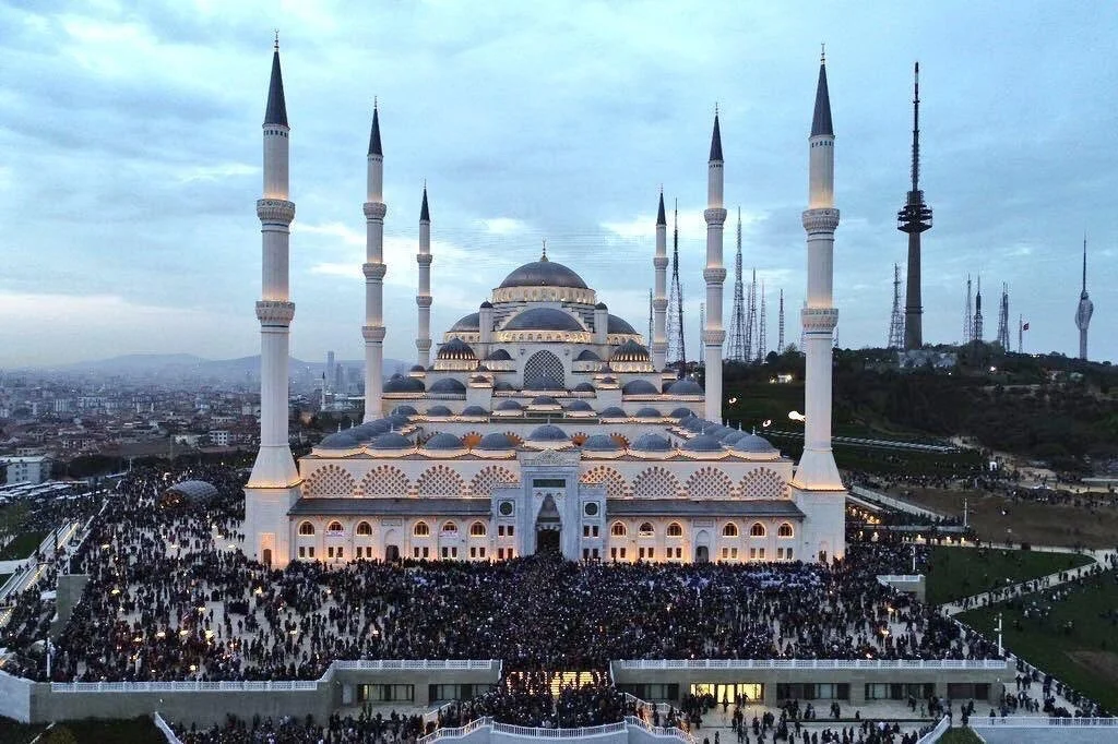 Büyük Çamlıca Camisi açıldı