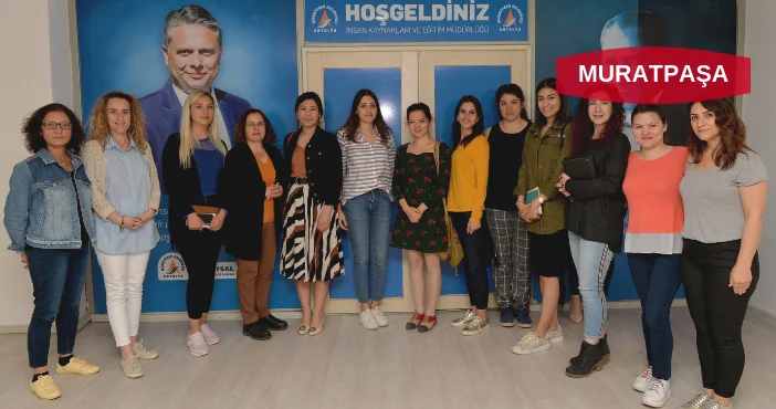 Muratpaşa, yaşlılar için konutları inceledi