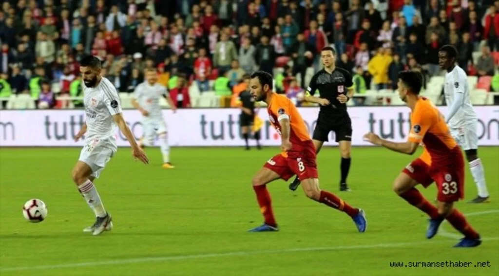 Galatasaray Sivas'ta yenildi