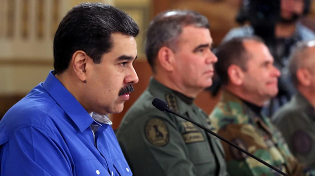 Maduro: Bu darbe girişimi cezasız kalmayacak