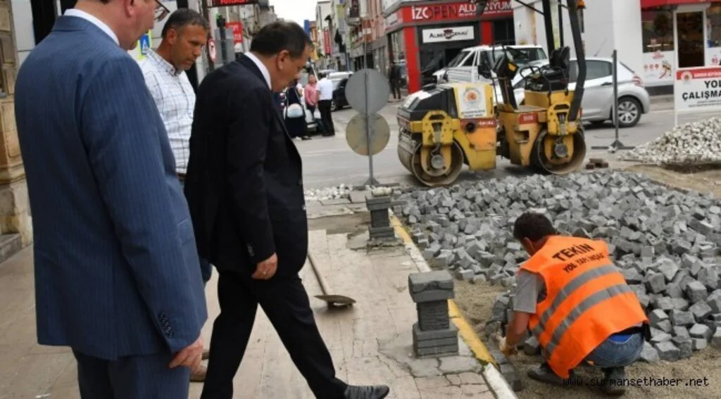 Saathane esnafından Başkan Mustafa Demir'e teşekkür