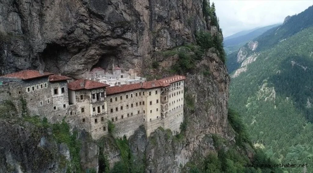 Sümela Manastırına dört günde 2 bin ziyaretçi