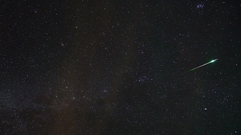 Dev asteroid 10 yıl sonra Dünya'yı teğet geçecek