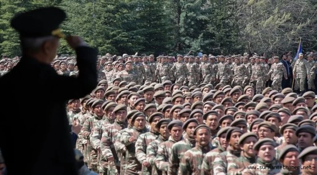 Yeni askerlik sistemi teklifi bayram sonrasına ertelendi