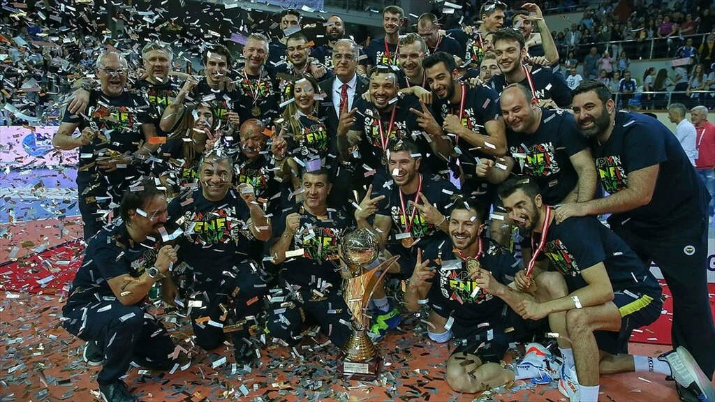 Şampiyon Fenerbahçe