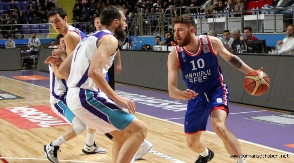Anadolu Efes'te Onuralp Bitim ile yollar ayrıldı
