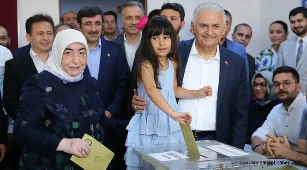 Binali Yıldırım: İstanbul halkının verdiği kararın başımız gözümüz üzerinde yeri var
