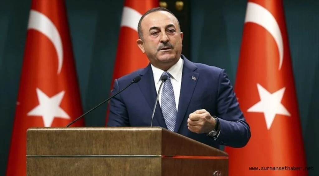 Çavuşoğlu: A Milli Futbol Takımı'nın gördüğü olumsuz muameleler kabul edilemez